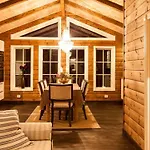Luxury In The Mountains With Facileties Casa de Férias Sonstebo