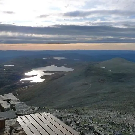 Luxury In The Mountains With Facileties