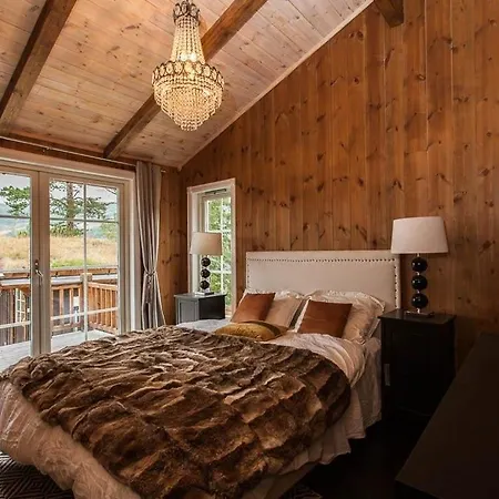 Luxury In The Mountains With Facileties *